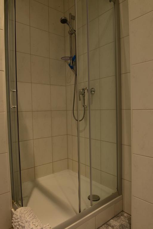 Monteur Und Messewohnung Родгау Экстерьер фото